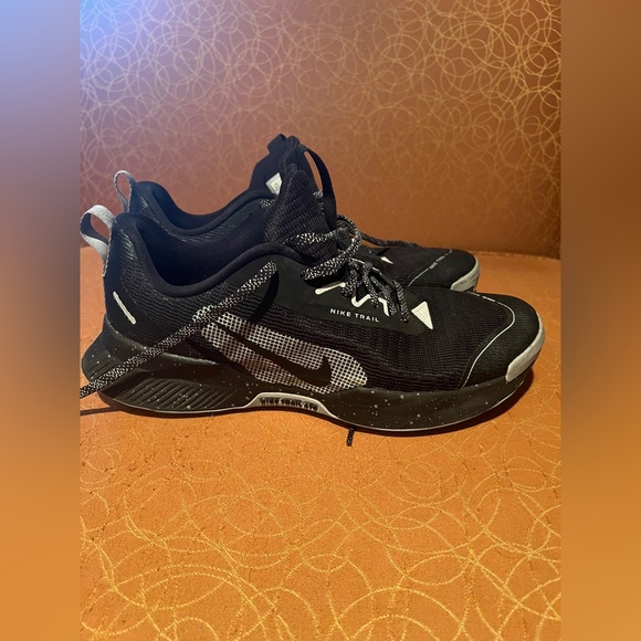 Men’s Nike Juniper Trail Running Shoes size 9.5 - Picture 1 of 5